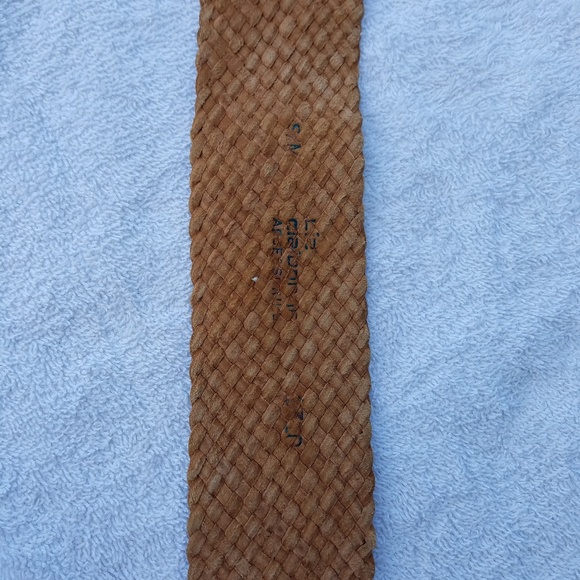 Liz Claiborne Brown Leather Women's Belt - Picture 3 of 8